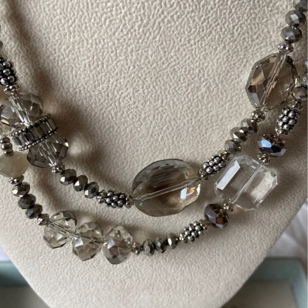 Necklace - Picture 5 of 7